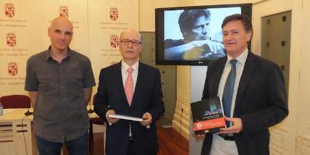 Imagen Un libro fotográfico recoge la historia de los 25 años de Conciertos de las Velas de Pedraza